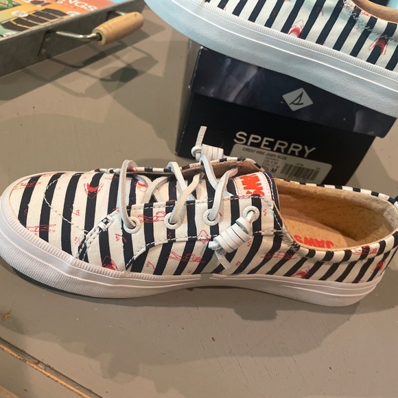 Jaws Sperry shoes - Picture 5 of 10